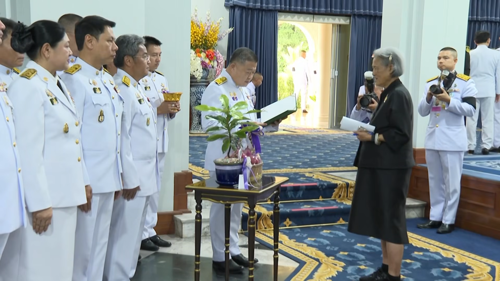 title - เลขาธิการ ส.ป.ก. ร่วมเข้าเฝ้าทูลละอองพระบาทถวายพระพรชัยมงคล สมเด็จพระกนิษฐาธิราชเจ้า กรมสมเด็จพระเทพรัตนราชสุดา ฯ สยามบรมราชกุมารี